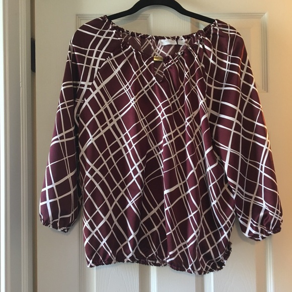New York & Company Tops - Women’s NY&C Burgundy blouse size Med